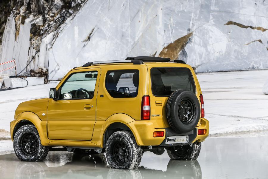  Suzuki Jimny Shinsei 2016 года  (фото 8 из 32)